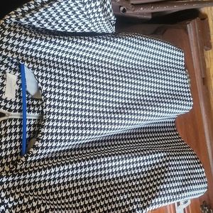 Black and white melloday short sleeve shirt